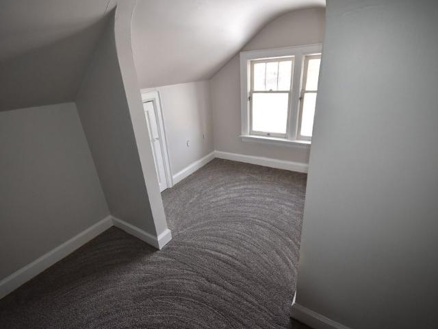 For Lease 361 Bond Street, Oshawa, Ontario