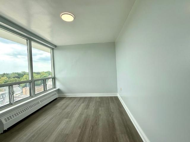For Lease 363 Lakeshore Road Unit# 804, Mississauga, Ontario