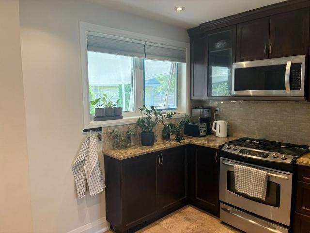 For Lease 36 Child Drive, Aurora, Ontario