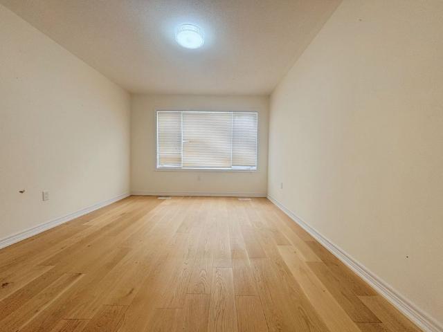 For Lease 36 Applegate Drive, East Gwillimbury, Ontario