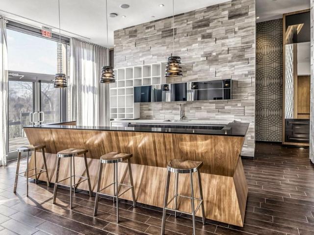 For Lease 36 Park Lawn Road Unit# 2203, Toronto, Ontario