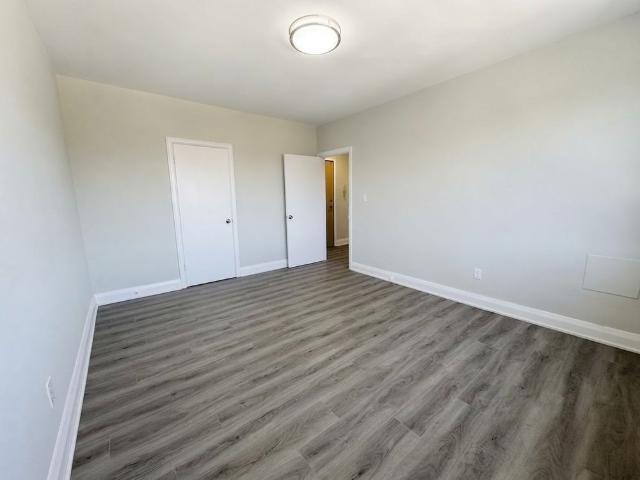 For Lease 36 Wood Glen Road Unit# 301, Toronto, Ontario