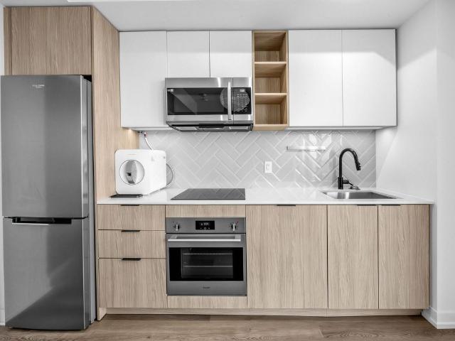 For Lease 36 Zorra Street Unit# 1907, Toronto, Ontario