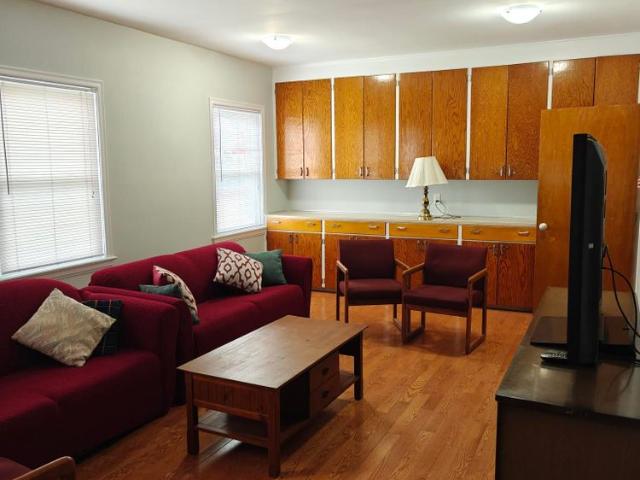For Lease 374 Central Park Boulevard Unit# Room #9, Oshawa, Ontario