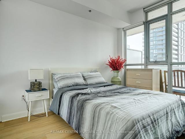 For Lease 375 King Street Unit# 1910, Toronto, Ontario