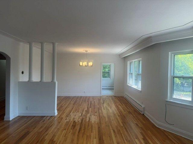 For Lease 379 Stewart Street Unit# 2, Lower Town Sandy Hill, Ontario