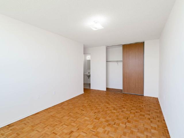 For Lease 3700 Lawrence Avenue Unit# 1106, Toronto, Ontario