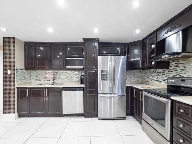 For Lease 370 Dixon Road Unit# 1601, Toronto, Ontario