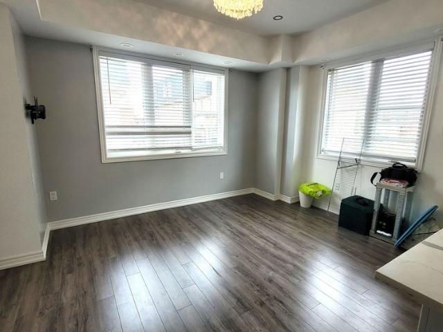For Lease 370 Hopewell Avenue Unit# 212, Toronto, Ontario