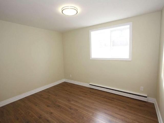 For Lease 371 Elgin Court Unit# 1, Oshawa, Ontario