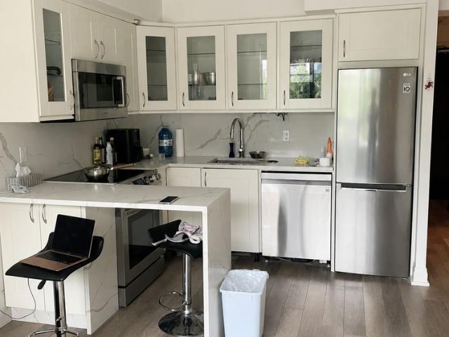 For Lease 372 Highway 7 Road Unit# 220, Richmond Hill, Ontario