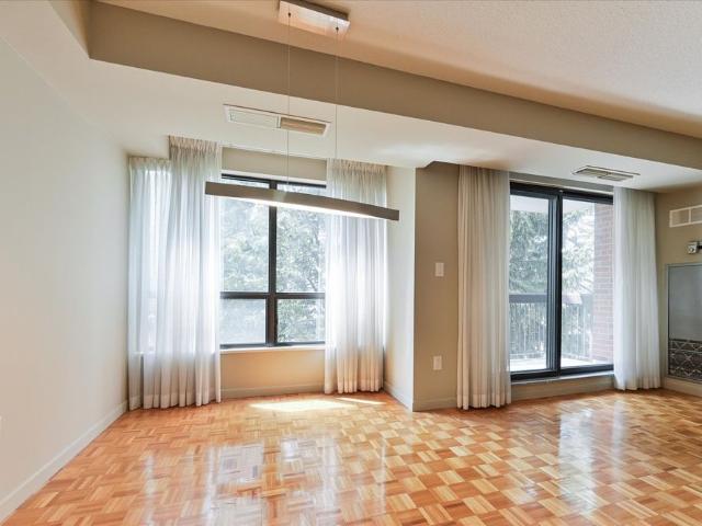 For Lease 3734 St Clair Avenue Unit# 403, Toronto, Ontario