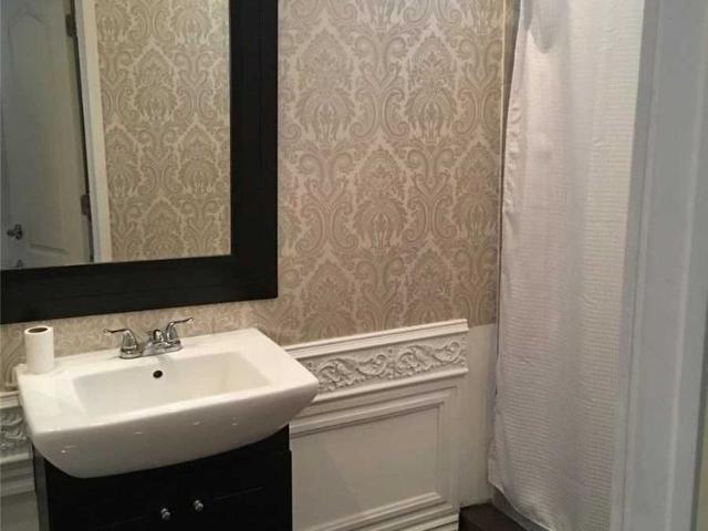 For Lease 373 Eglinton Avenue Unit# 2nd, Toronto, Ontario