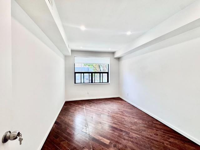 For Lease 373 Eglinton Avenue Unit# 2nd, Toronto, Ontario