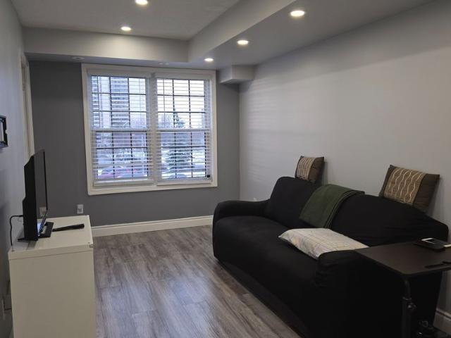 For Lease 37 Four Winds Drive Unit# 22, Toronto, Ontario