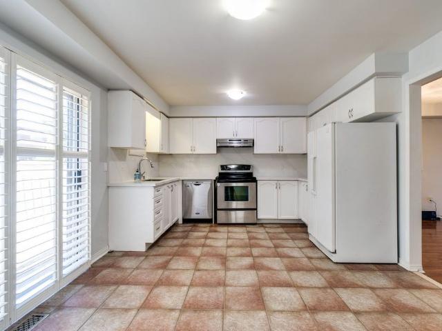 For Lease 3841 Periwinkle Crescent, Mississauga, Ontario