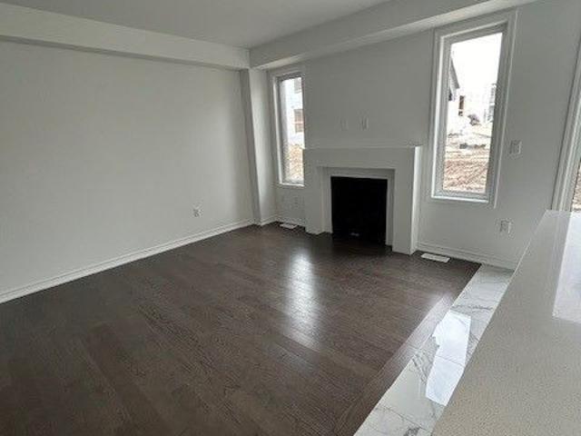 For Lease 384 MADELAINE Drive, Barrie, Ontario