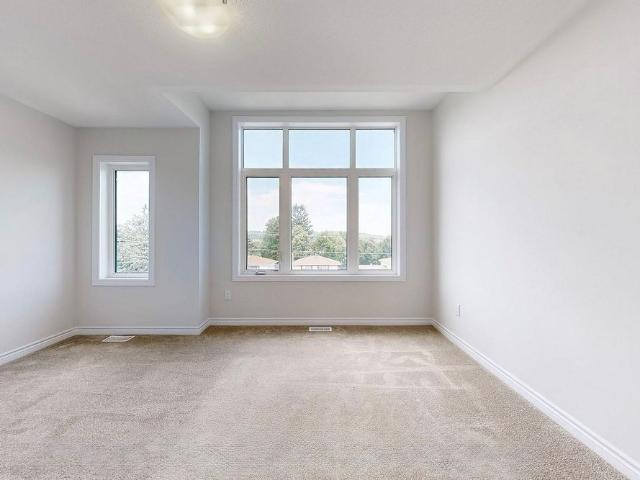 For Lease 384 Okanagan Path, Oshawa, Ontario