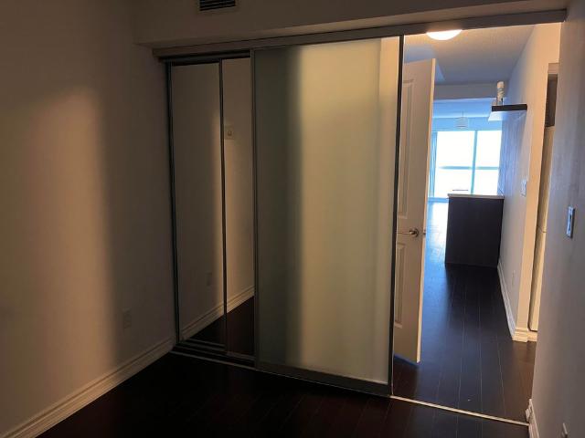 For Lease 386 Yonge Street Unit# 1101, Toronto, Ontario