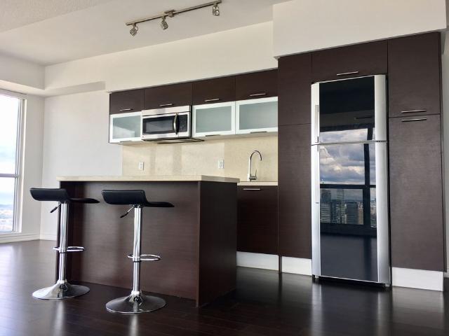 For Lease 386 Yonge Street Unit# 5502, Toronto, Ontario