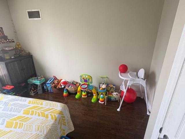 For Lease 3888 Duke of York Boulevard Unit# 435, Mississauga, Ontario