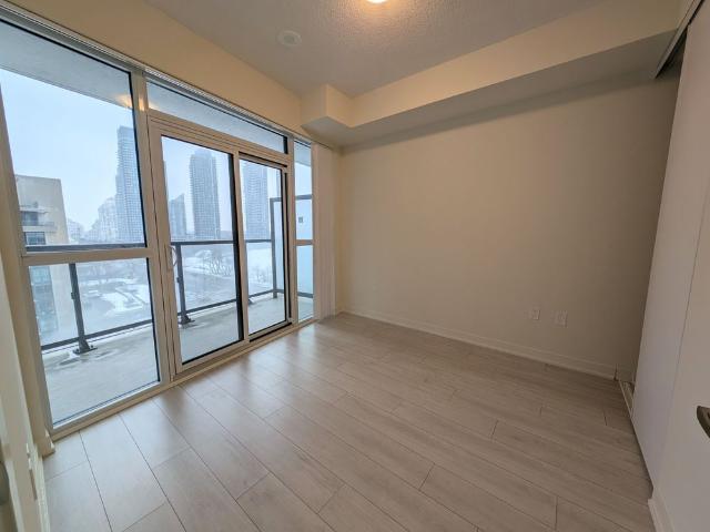 For Lease 38 Annie Craig Drive Unit# 907, Toronto, Ontario