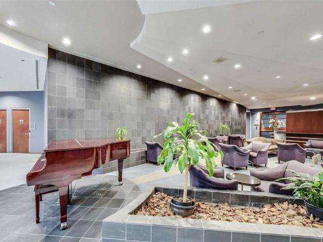 For Lease 38 Elm Street Unit# 2200, Toronto, Ontario
