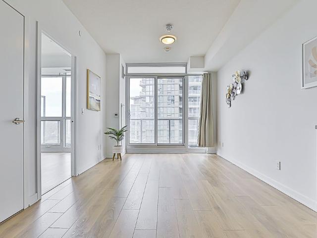 For Lease 38 Forest Manor Road Unit# 901, Toronto, Ontario