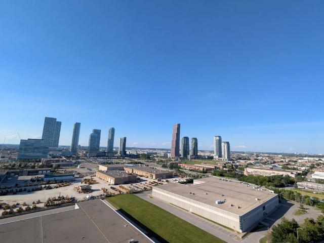 For Lease 38 Honeycrisp Crescent Unit# 2011, Vaughan, Ontario