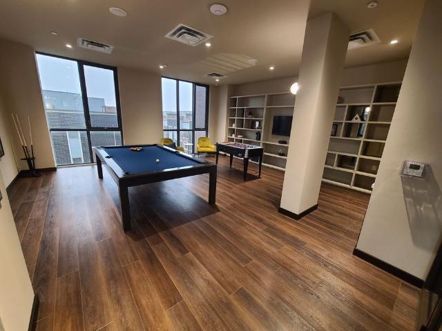 For Lease 38 Honeycrisp Crescent Unit# 216, Vaughan, Ontario