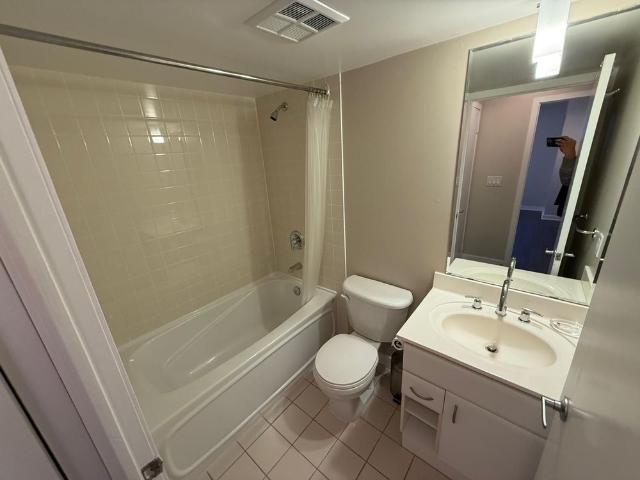 For Lease 38 Lee Centre Drive Unit# 3507, Toronto, Ontario