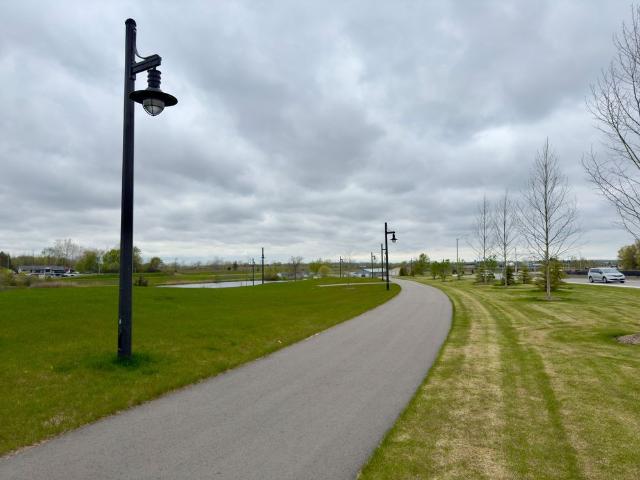 For Lease 38 Pogie Drive, Welland, Ontario