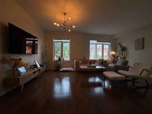 For Lease 397 Switchgrass Street, Oakville, Ontario