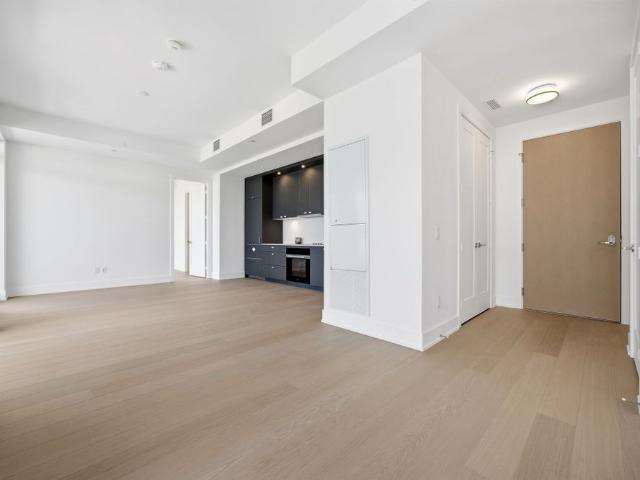 For Lease 399 Royal Orchard Boulevard Unit# LPH16, Markham, Ontario