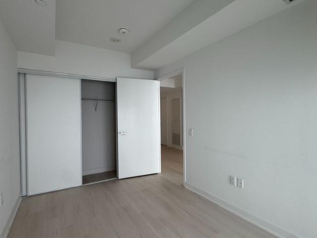 For Lease 3900 Confederation Parkway Unit# 4011, Mississauga, Ontario