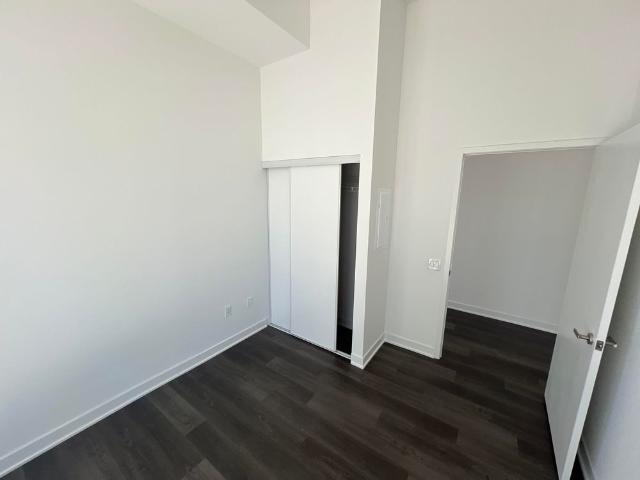 For Lease 3900 Confederation Parkway Unit# 528, Mississauga, Ontario