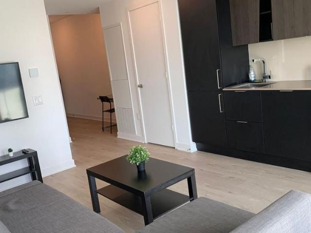 For Lease 3900 Confederation Parkway Unit# 1309, Mississauga, Ontario