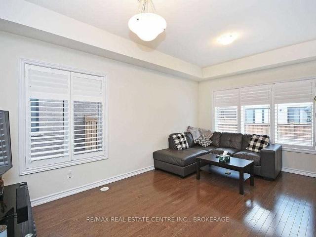 For Lease 390 Wheat Boom Drive, Oakville, Ontario