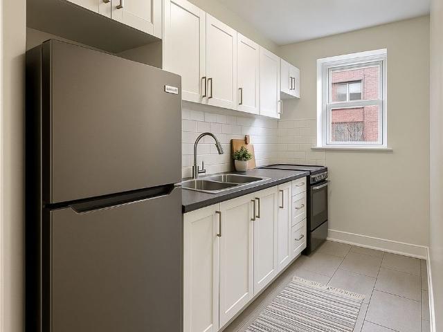 For Lease 391 Sherbourne Street Unit# 106, Toronto, Ontario