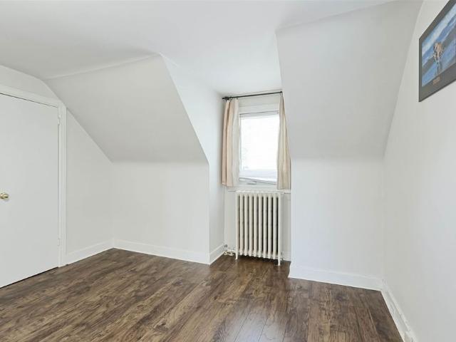 For Lease 3927 Bloor Street, Toronto, Ontario