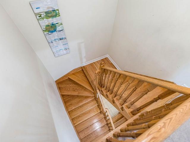 For Lease 3926 Candlelight Drive, Mississauga, Ontario
