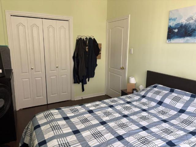 For Lease 393 King Street Unit# 807, Toronto, Ontario