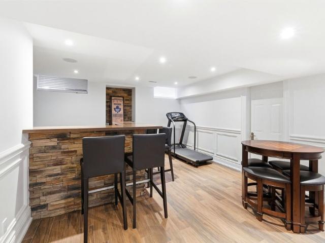 For Lease 39 Amesbury Drive, Toronto, Ontario