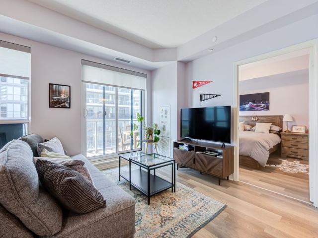 For Lease 39 Annie Craig Drive Unit# 1018, Toronto, Ontario