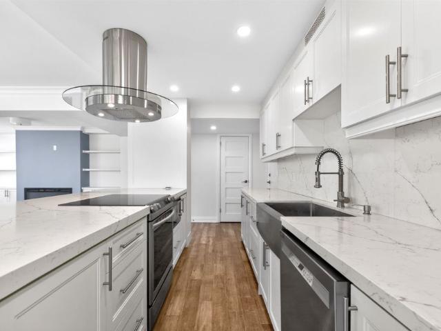 For Lease 39 Stavebank Road Unit# 404, Mississauga, Ontario