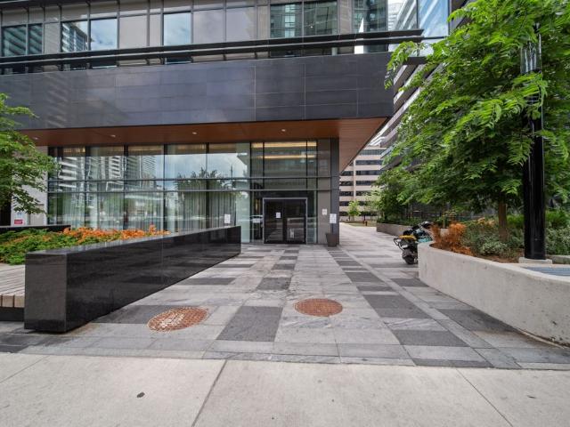 For Lease 39 Roehampton Avenue Unit# 4207, Toronto, Ontario