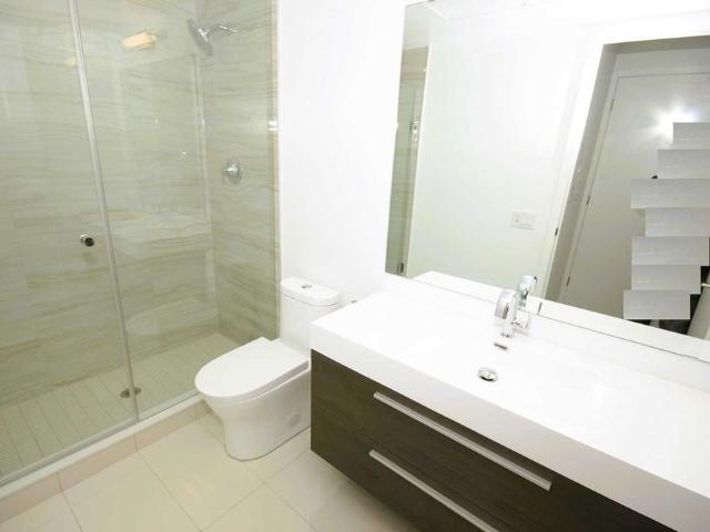 For Lease 39 Roehampton Avenue Unit# 1709, Toronto, Ontario