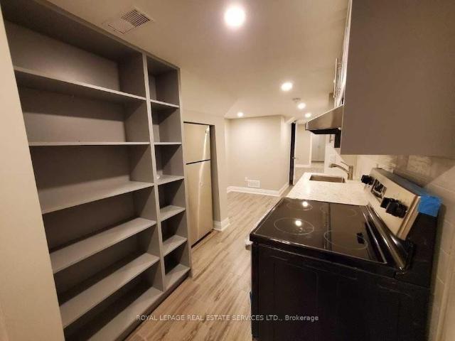 For Lease 39 Vezna Crescent Unit# Bsmt, Brampton, Ontario