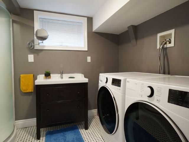 For Lease 7 Twin Pauls Crescent, Toronto, Ontario