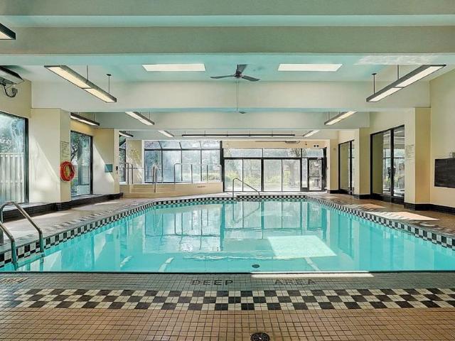 For Lease 7 Bishop Avenue Unit# 1808, Toronto, Ontario